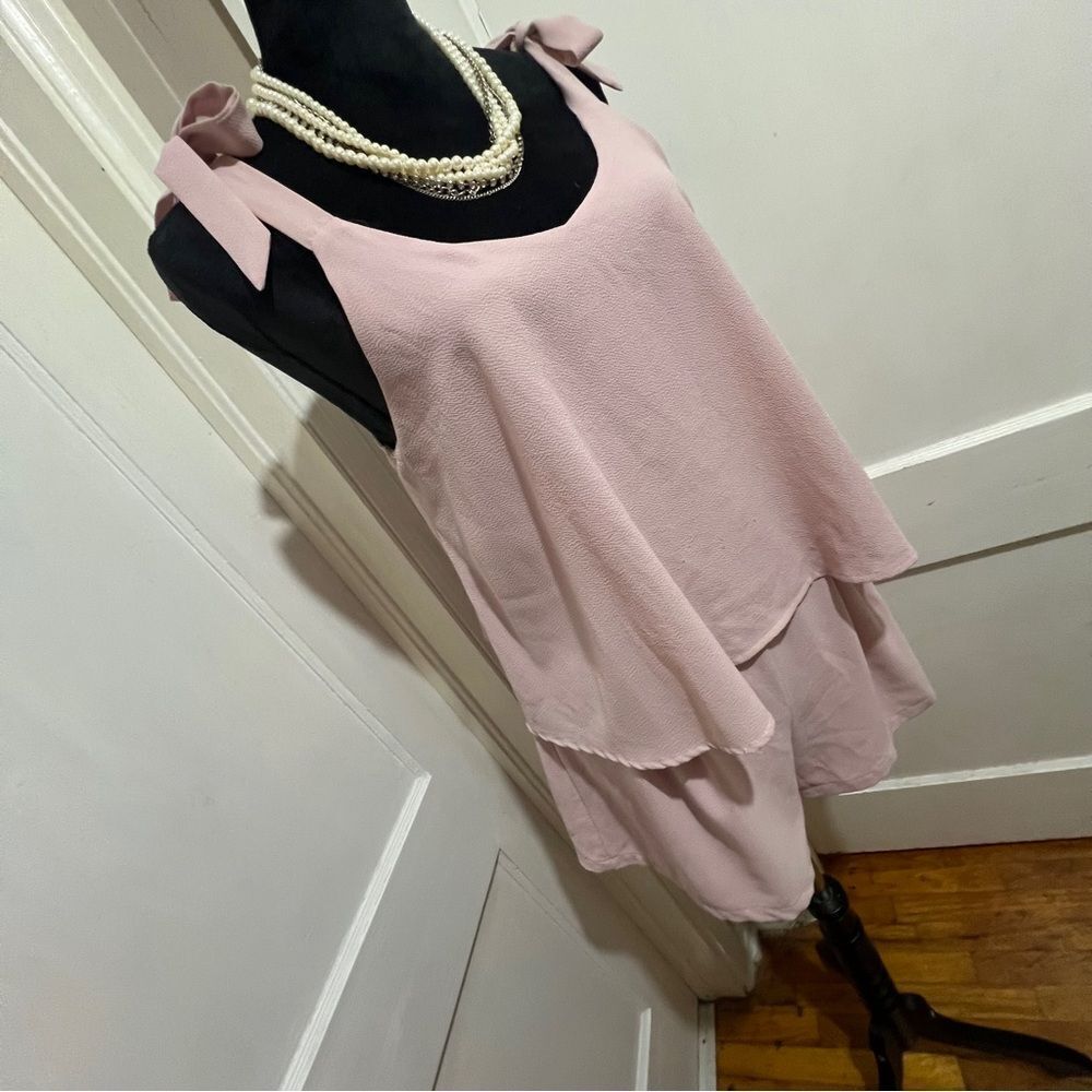 She + Sky Blush Pink Textured Romper Womens Medium